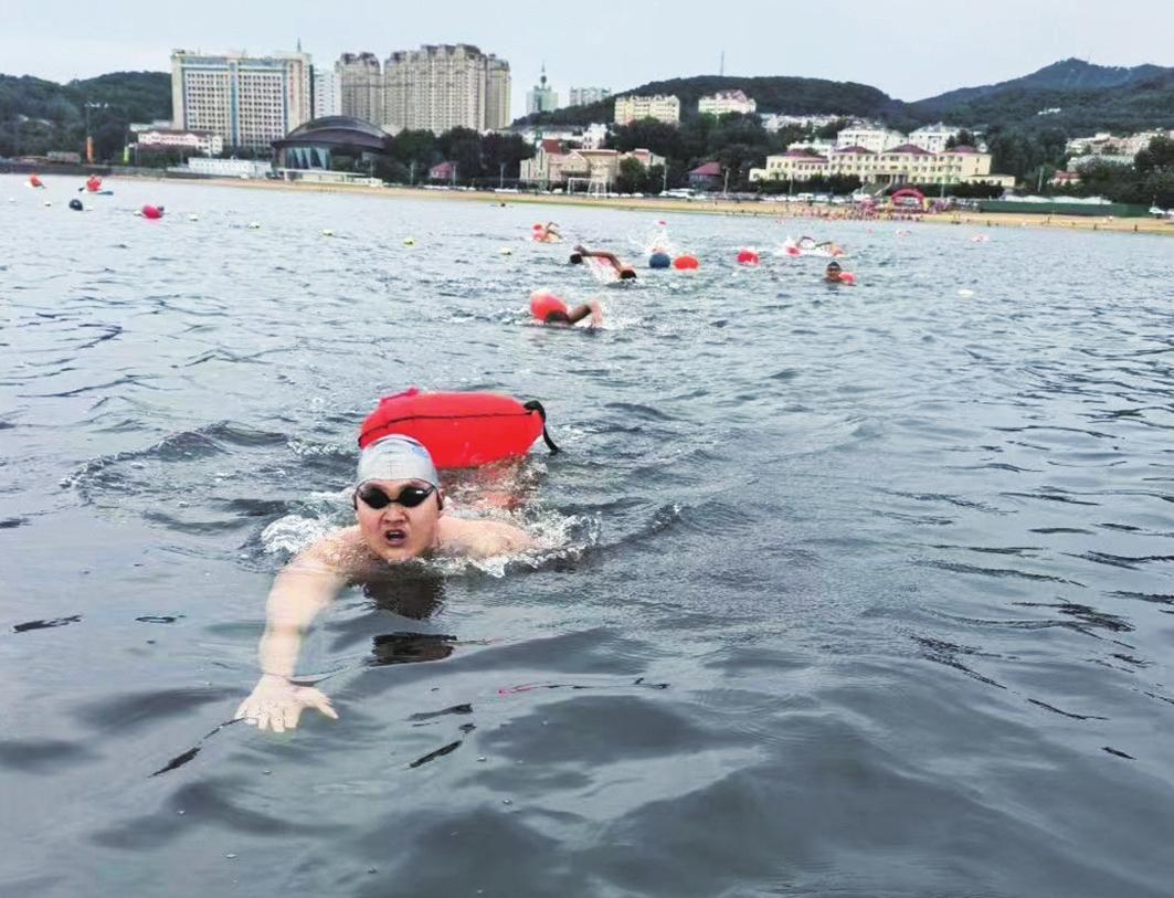 通过游泳比, 比赛当日上