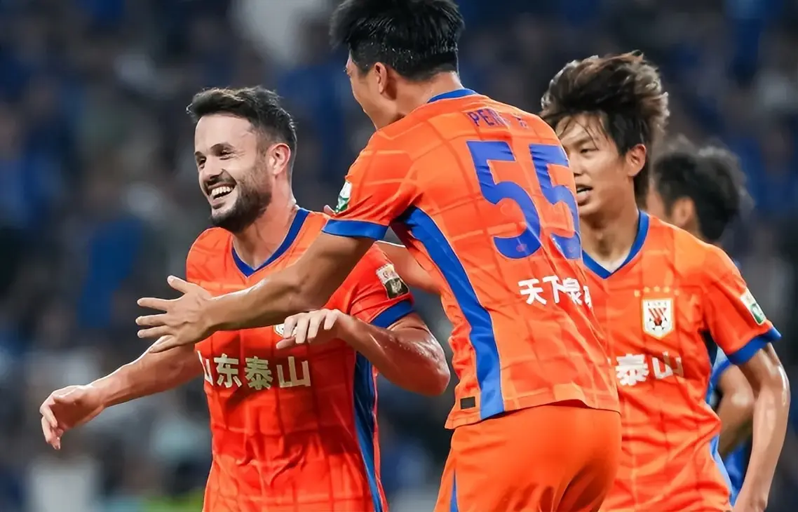 中三元上演 中三元上演